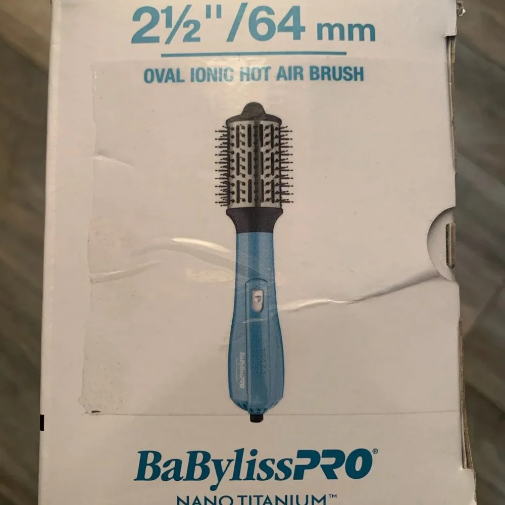 NEW BABYLISSPRO NANO TITANIUM OVAL IONIC HOT AIR BRUSH 2 1/2